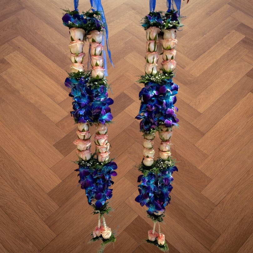 Regal Rose & Orchid Jaimala