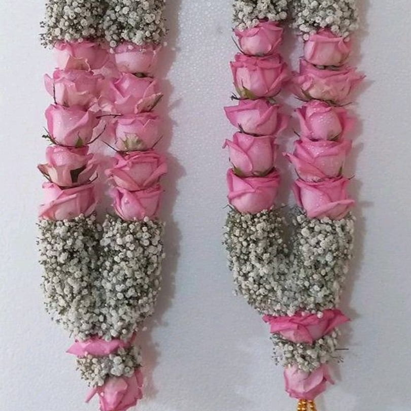 Blush Elegance – Soft Pink Rose & Baby’s Breath Varmala Pair