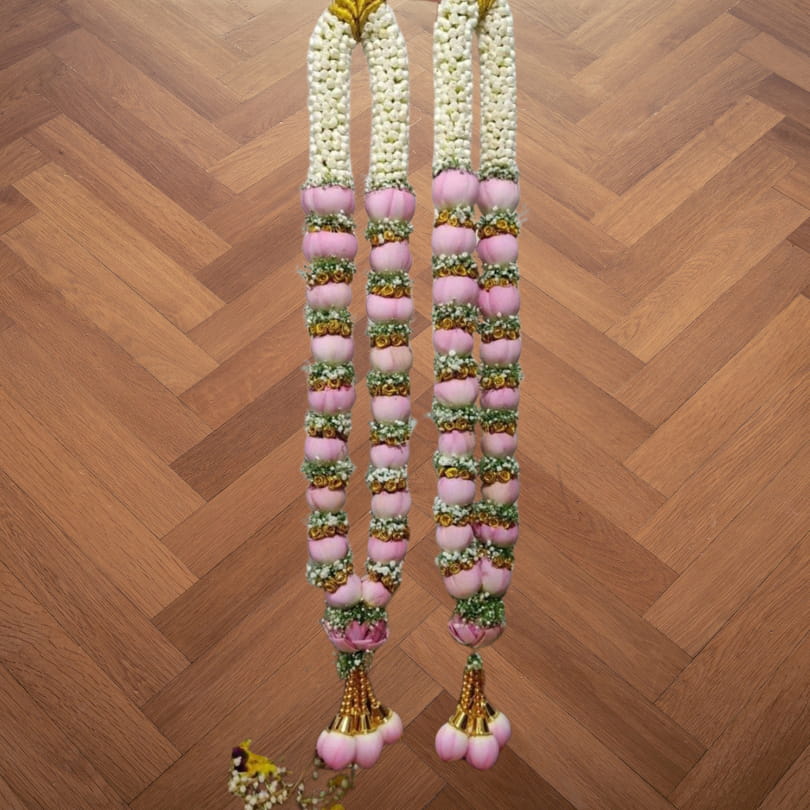 Royal Lotus Harmony – Pink & White Wedding Garland Pair
