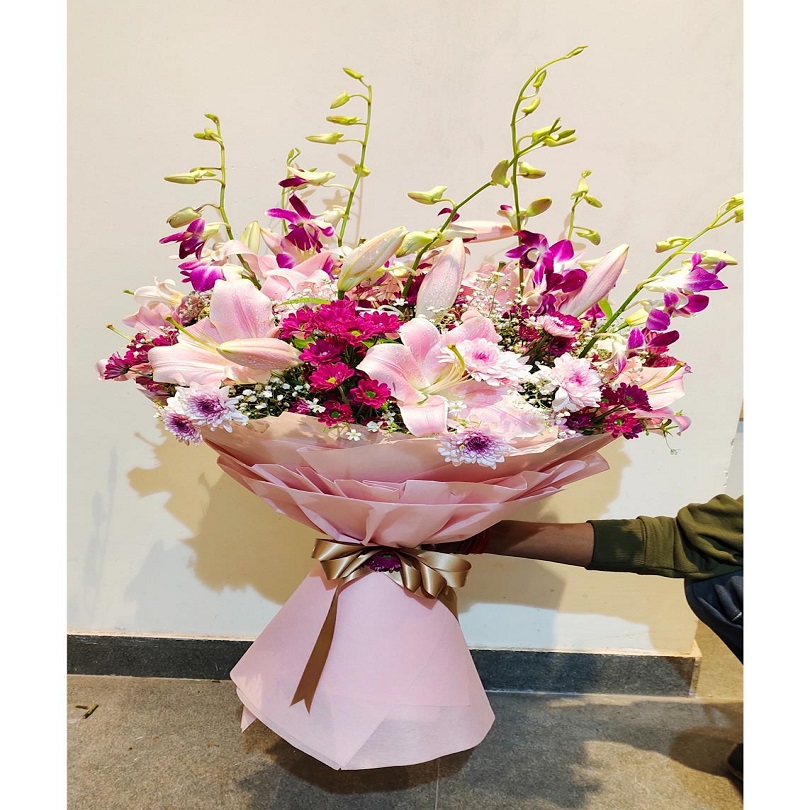 Royal Blush Bloom Bouquet