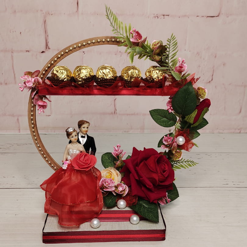 Anniversary Love Round Arrangement