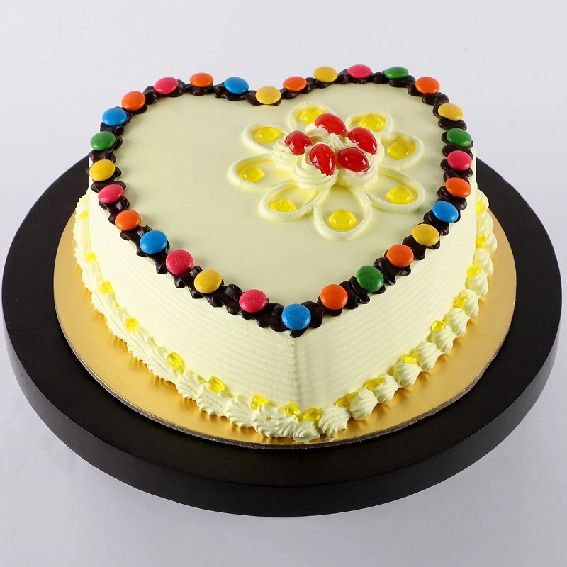 Heart shape Butterscotch Cake