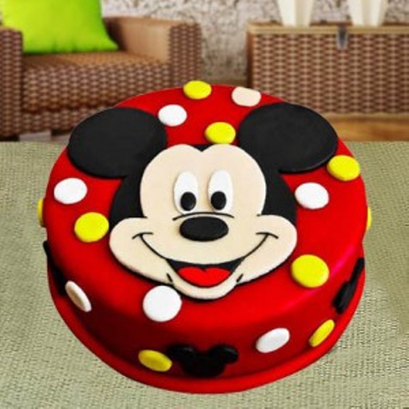 Micky Mouse Fondant Cake