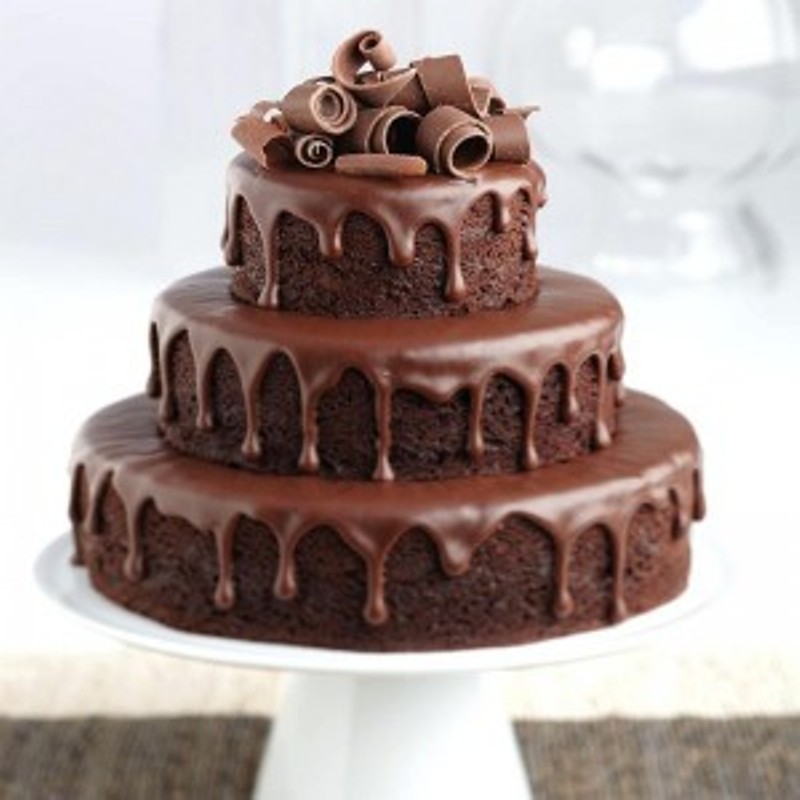 Traditionally Designed Chocolate Cake 