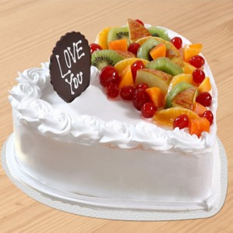 Heart shape Fruits Cake