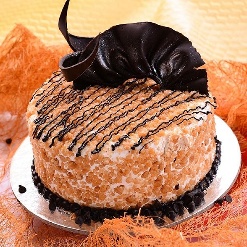 Crunchy Butterscotch Cake