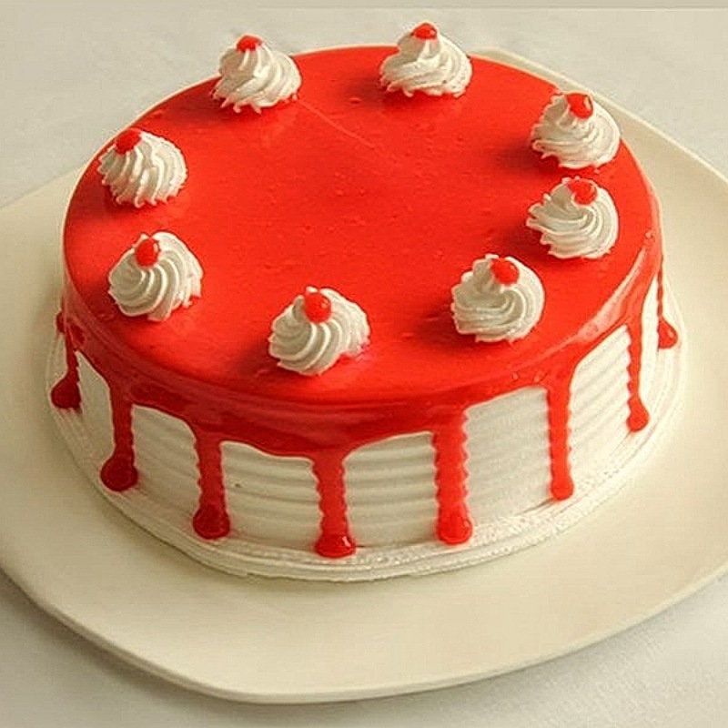 Yummy Strawberry Cake