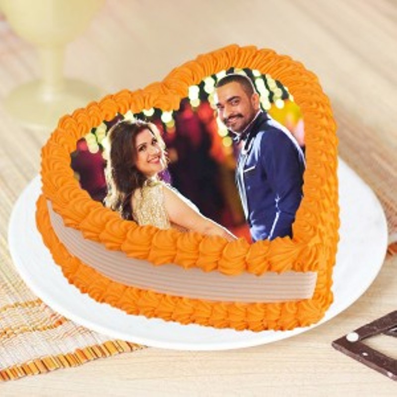 Couple Photo Cake
